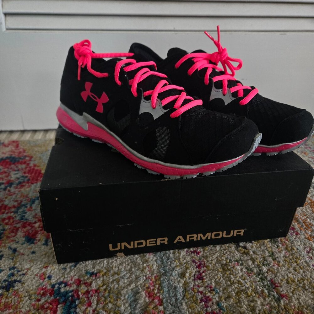 Under Armour Micro G Neo Mantis Running Shoes - size 9.5 W